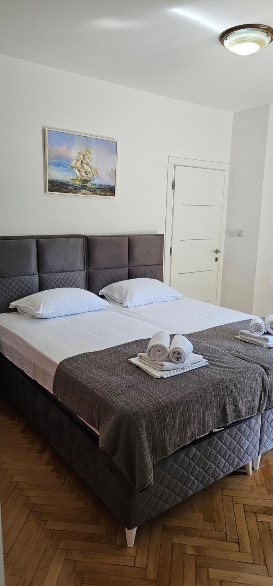 Apartments Popovic كوتور الغرفة الصورة