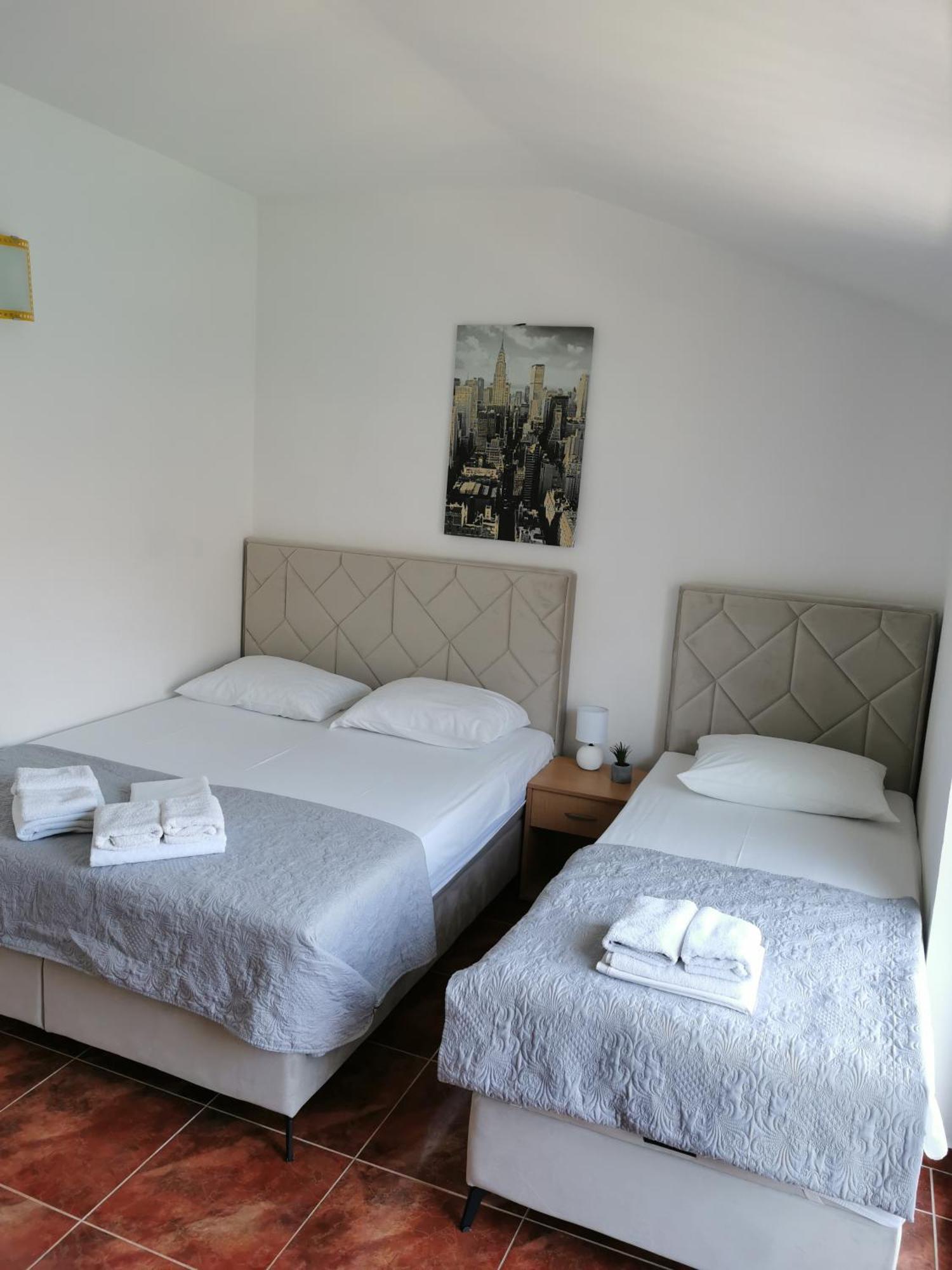 Apartments Popovic كوتور الغرفة الصورة